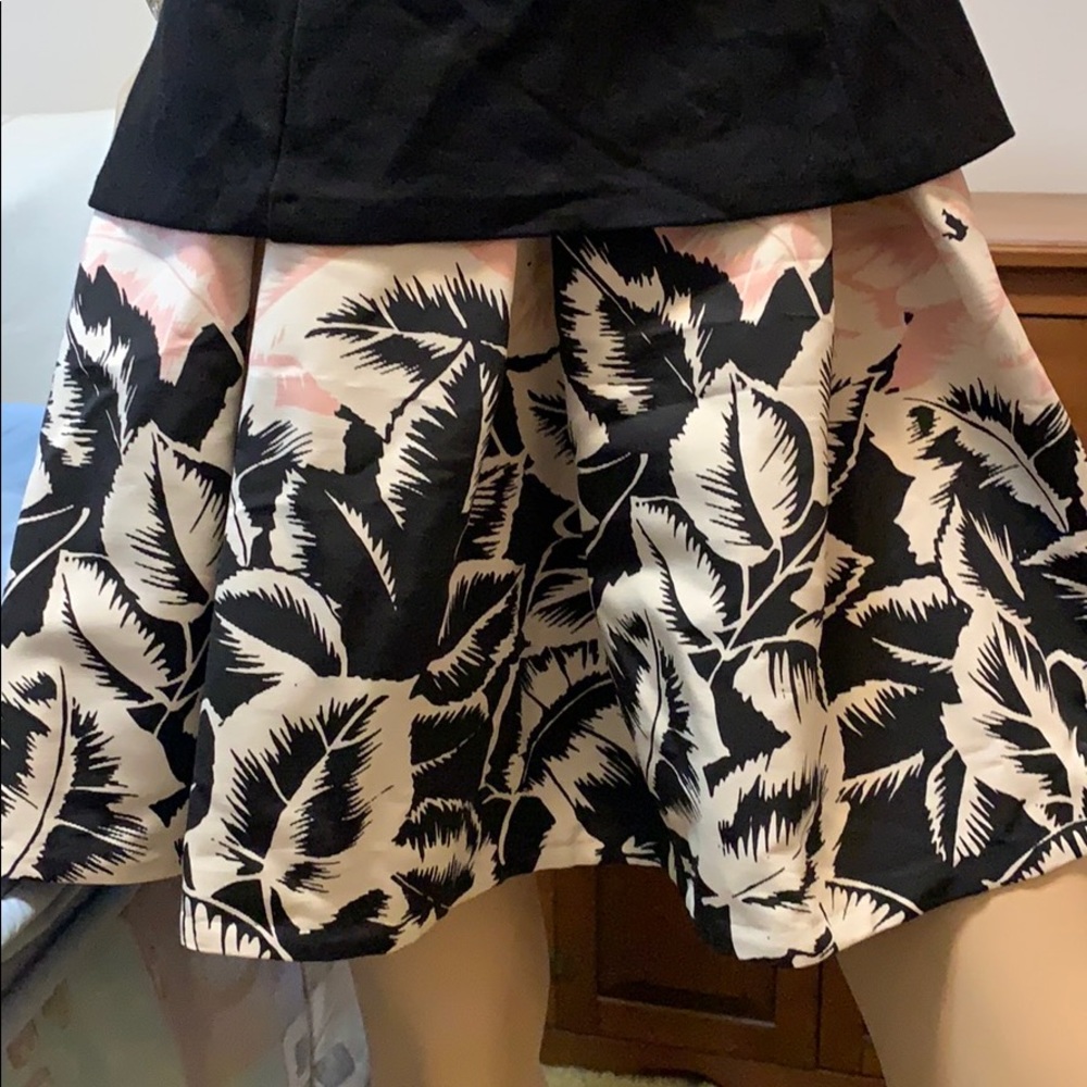 Express floral skirt - Picture 6 of 9